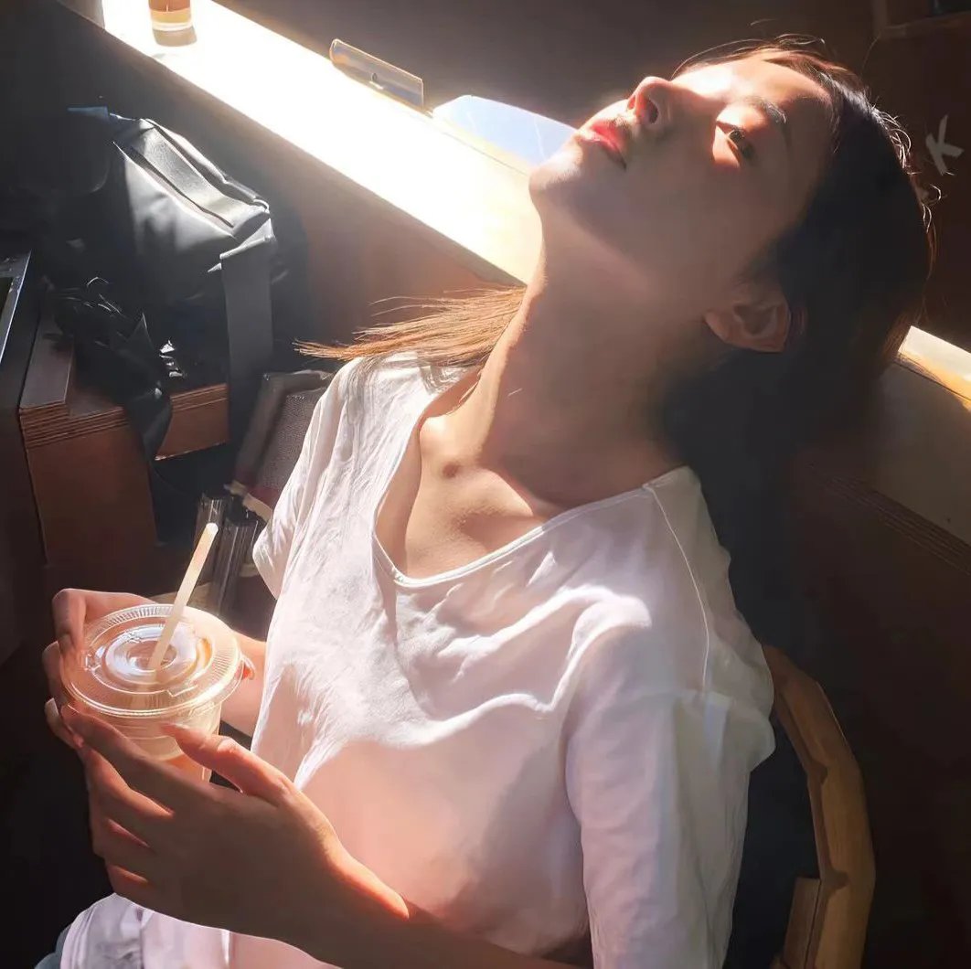 邮差总按两次铃